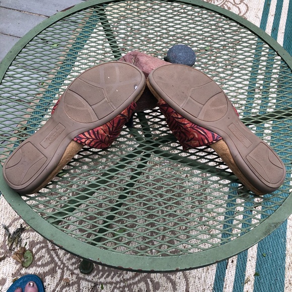 10W-Natural Sole Slides - Picture 5 of 6